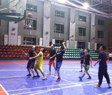 �����Ƽ���չԱ��������ë������
